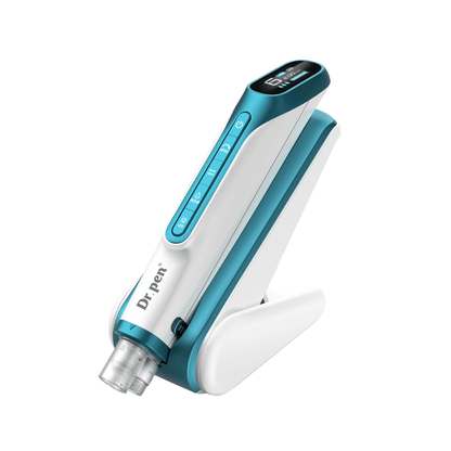 Dr. Pen H6 microneedlingpen geplaatst in de bijbehorende standaard.