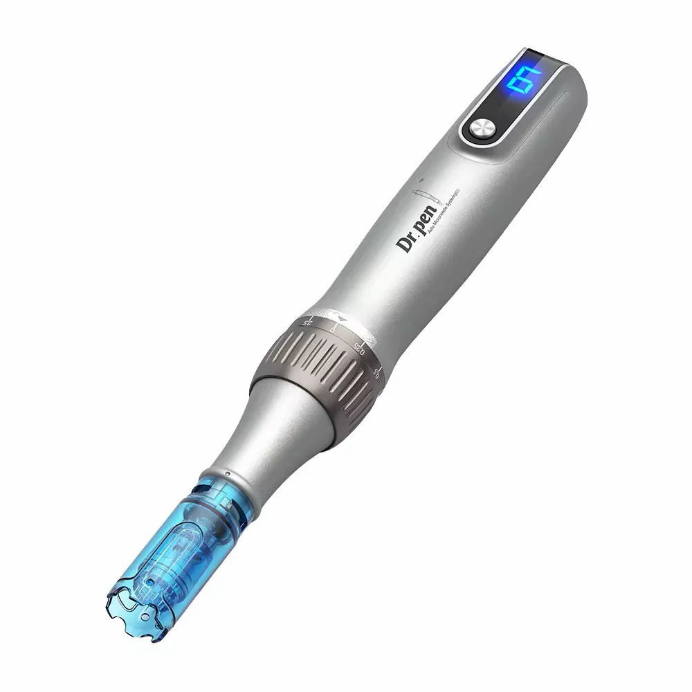 Dr. Pen M8S microneedling dermapen voor professionele huidbehandeling met verstelbare naalddiepte en digitaal display.