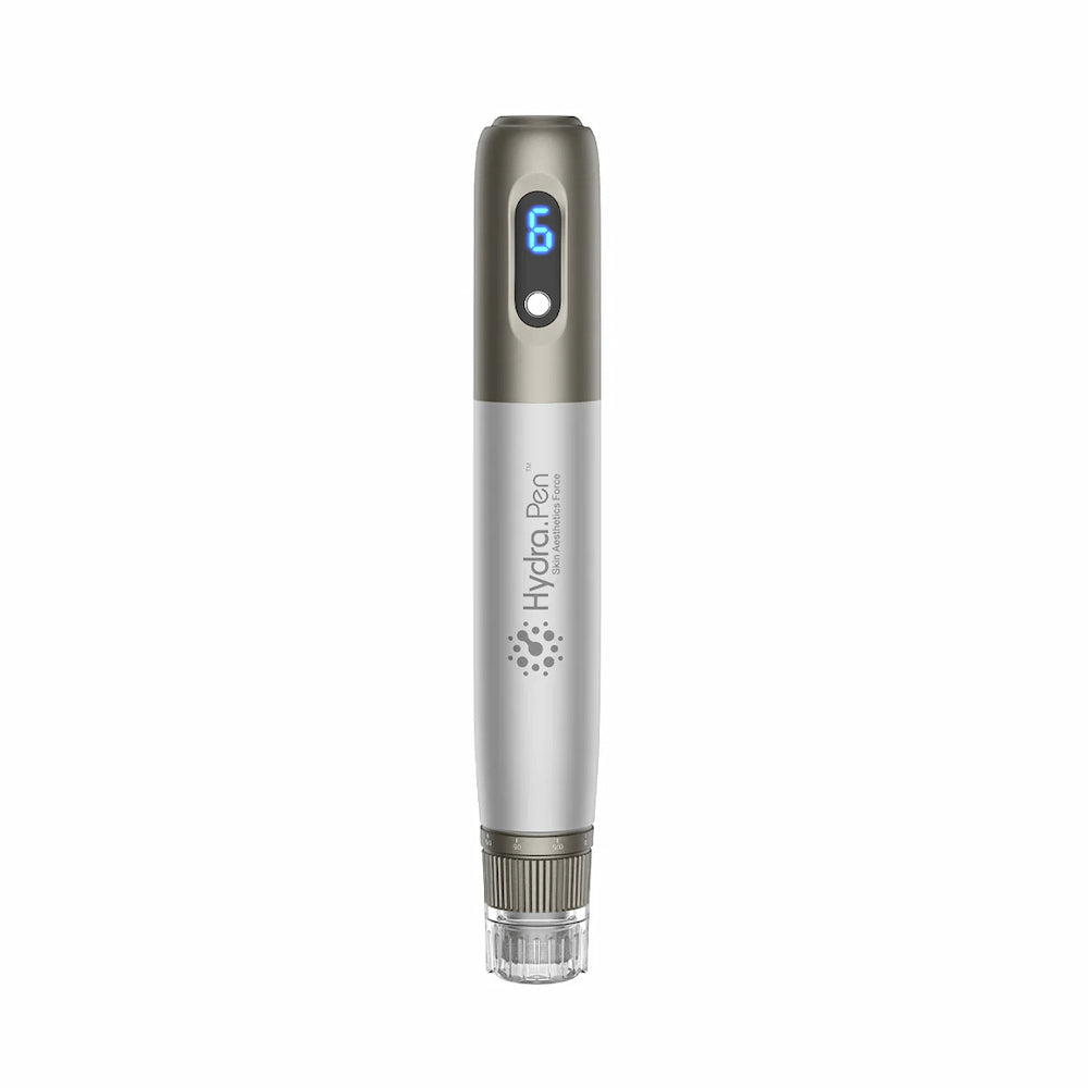 HydraPen h3 microneedling-pen in vooraanzicht met digitale LED-display - professioneel hulpmiddel voor huidverjonging en seruminfusie.