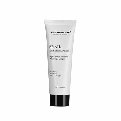 Neutriherbs Snail All In One Cleanser 115 ml – milde gezichtsreiniging met slakkenextract, alpha-arbutin en panthenol voor alle huidtypes.